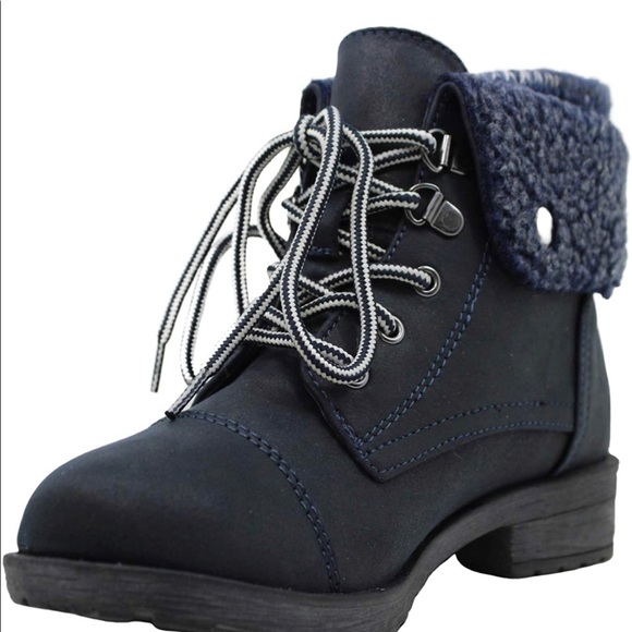 WHITE MOUNTAIN SANDRO BOOTIES - Picture 3 of 4